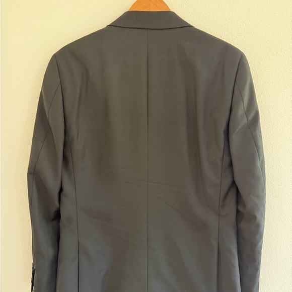 J. Crew 100% Wool Black Tuxedo with Bow Tie, Cummerbund, Suspenders & Travel Bag - Picture 3 of 16